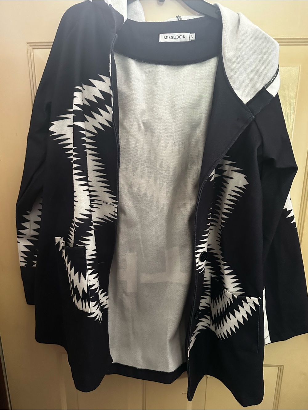 MISSLOOK Black and White Aztec Hooded Utility Jacket